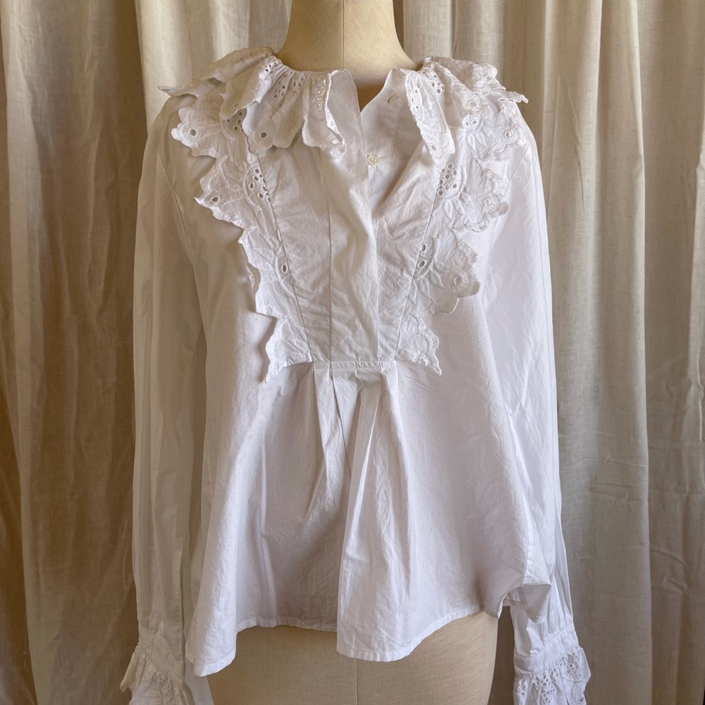 V.D.E. Vinster White Blouse w/ embroidered ruffles